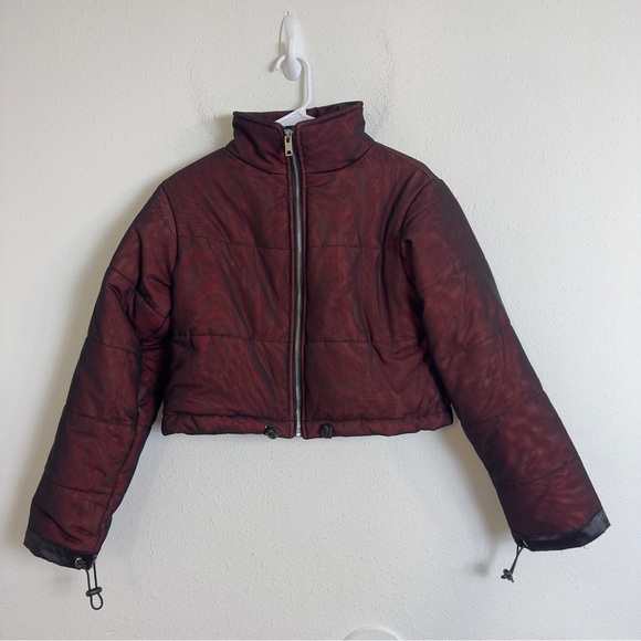 I.AM.GIA road warrior burgundy cropped Puffer Jacket - Picture 4 of 7